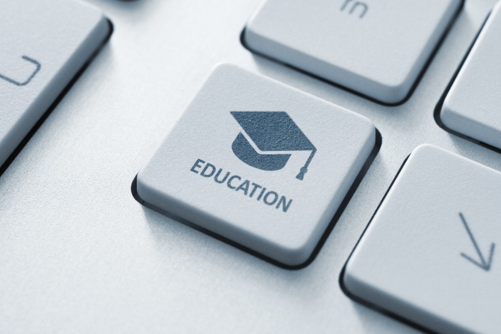 Tastatur-Taste mit der Aufschrift Education